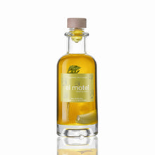 Load image into Gallery viewer, Aceite de Oliva con Ajo y Perejil - 250ml X Motel Empordà